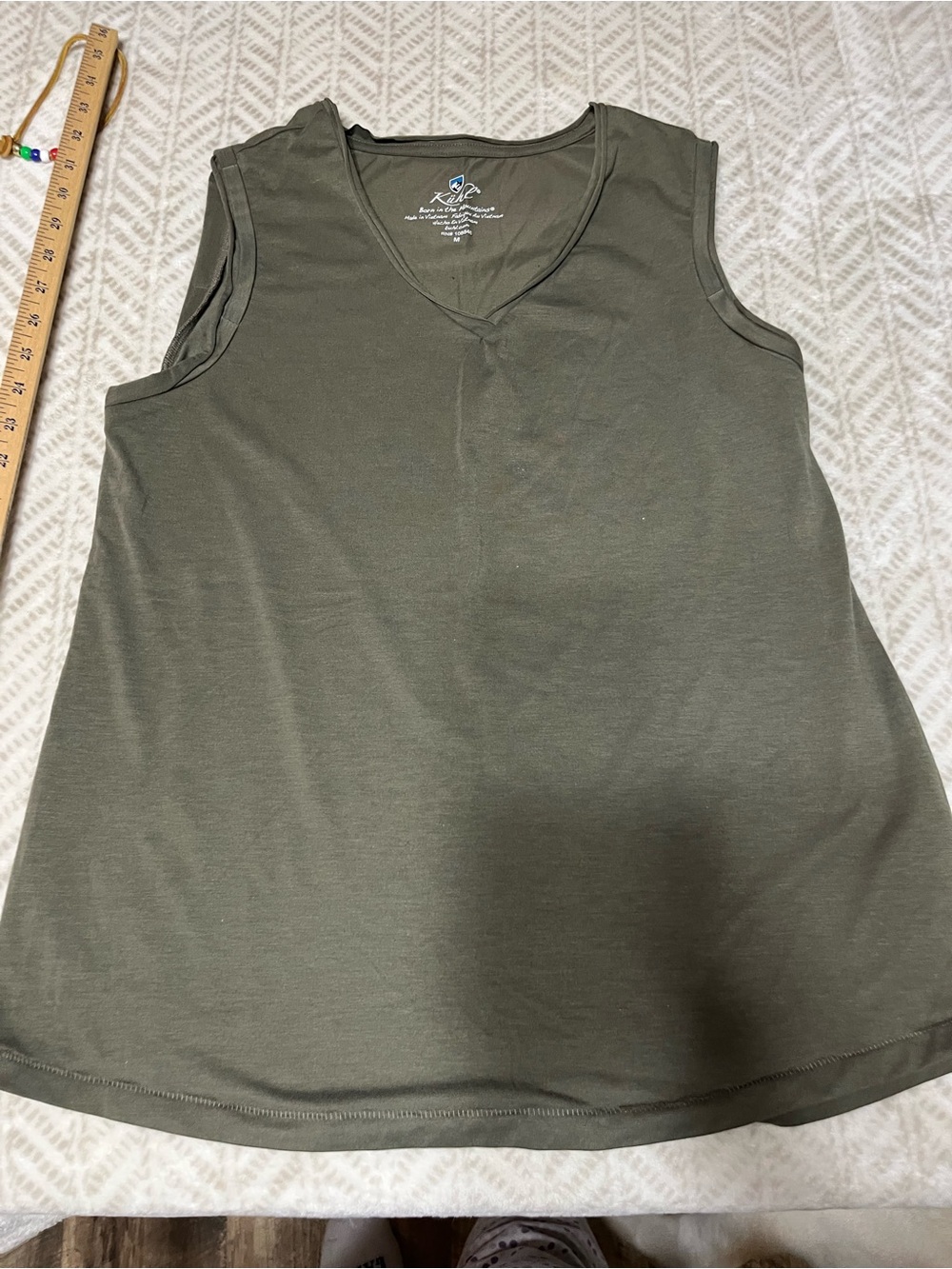 Kuhl Medium Olive Green V-Neck Sleeveless Tank